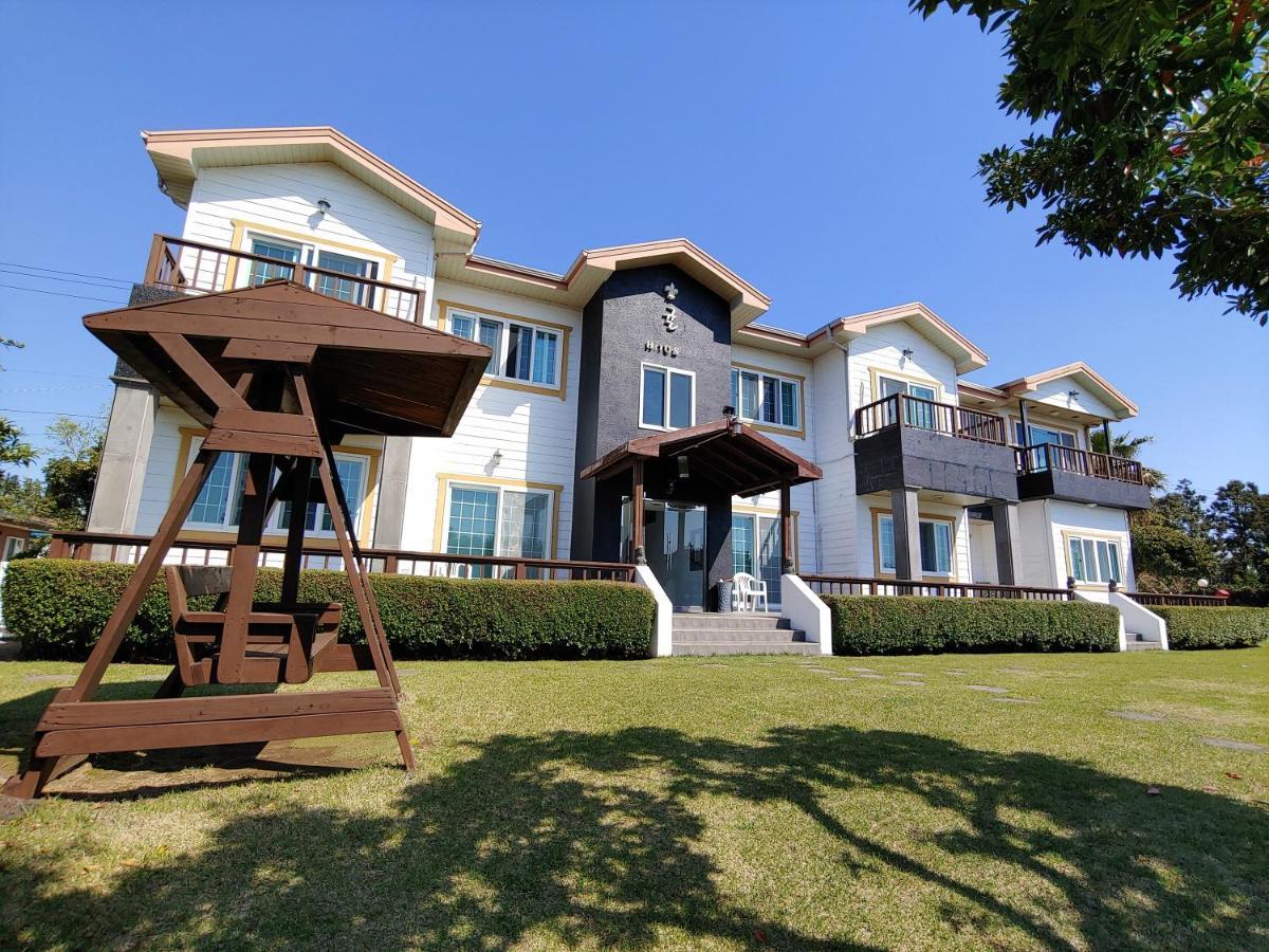 Gyulhouse Pension Seogwipo Esterno foto